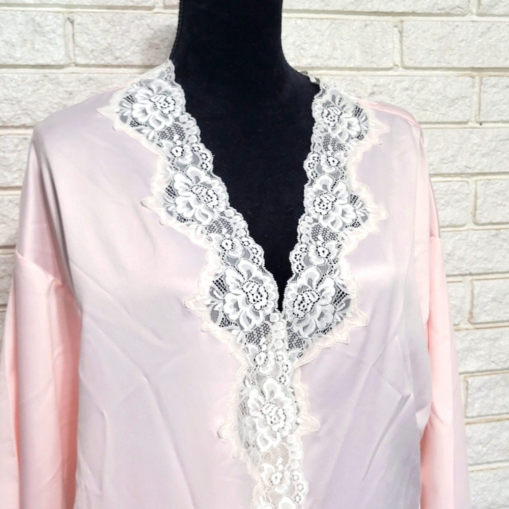 Lauren Ralph Lauren Sz Lg soft pink romantic lace trim full length robe Read
